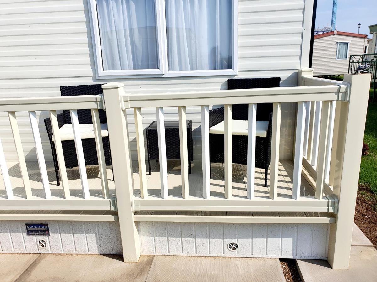 Premium Accommodation With Luxury Hot-Tub And Decking Area, Near Fantasy Island Ingoldmells Luaran gambar