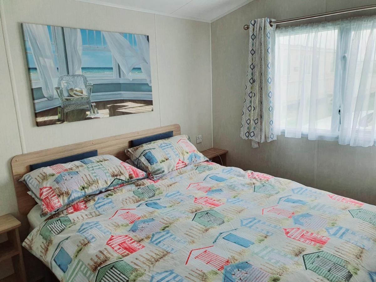 Premium Accommodation With Luxury Hot-Tub And Decking Area, Near Fantasy Island Ingoldmells Luaran gambar